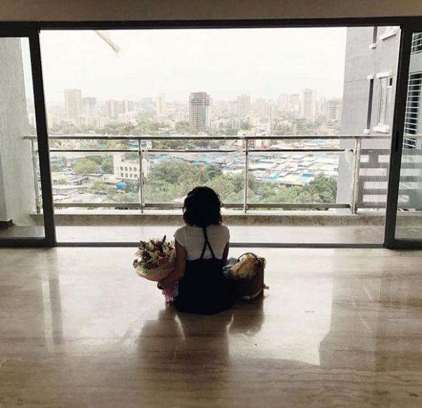  WOW! Taapsee Pannu makes her birthday special by buying her own flat in Mumbai 