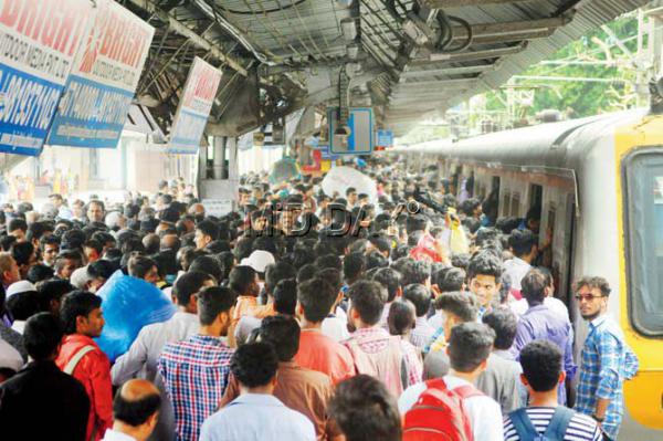 After crippling Mumbai, BEST employees call off strike