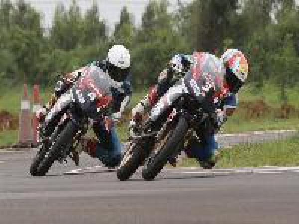 2017 INMRC: Jagan and Mathana claim one win each in Super Sport Indian category