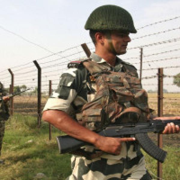 Govt plans 24X7 virtual fence along Indo-Pak border