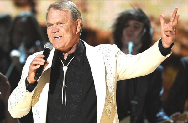 Country singer Glen Campbell dies at 81 after Alzheimer's battle
