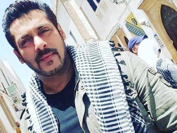 Salman Khan thanks his fans for the support while shooting for Tiger Zinda Hai in Abu Dhabi 