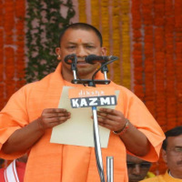 UP CM suspends 11 officials for #39;dereliction of duty#39;
