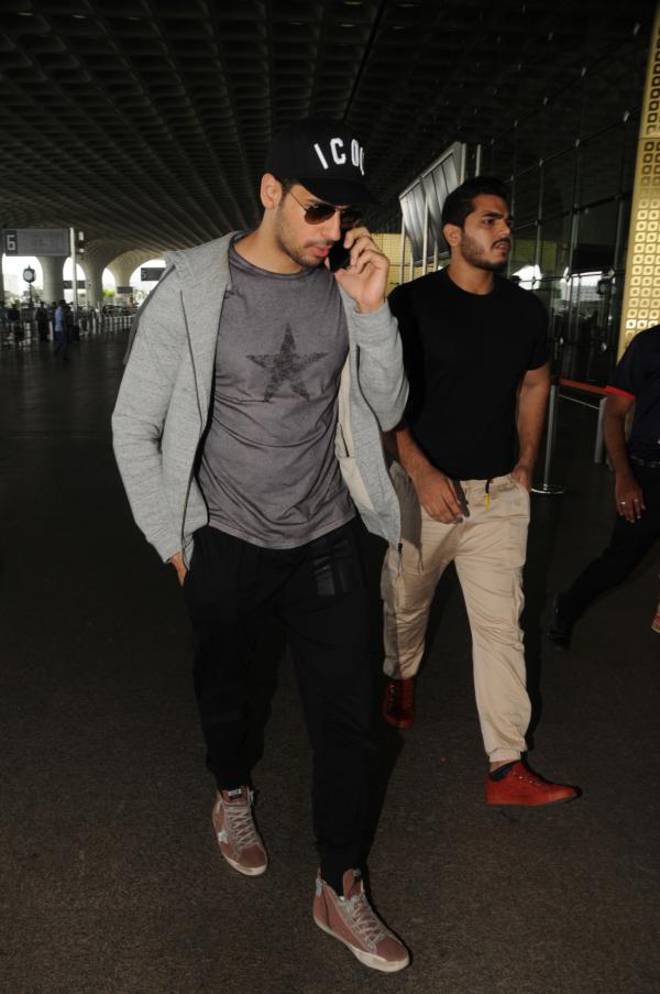 Sidharth Malhotra&apos;s Off-Duty Style Is Having A Major Moment Right Now