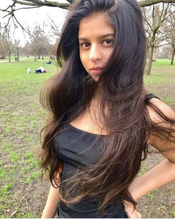  Check out: Shah Rukh Khan's daughter Suhana Khan looks stunning in this beautiful photo 