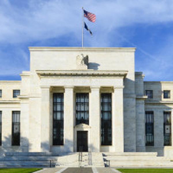 Fed minutes: Central bank split over path of rate hikes