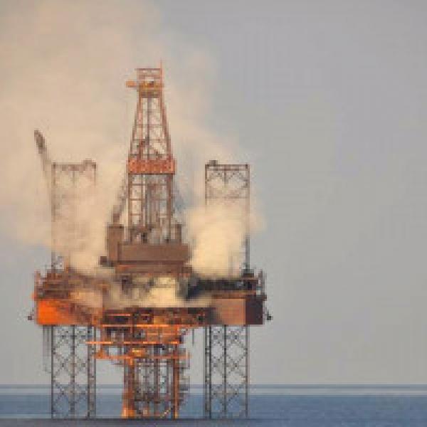 Oil prices fall amid broader market selloff, despite tightening supplies