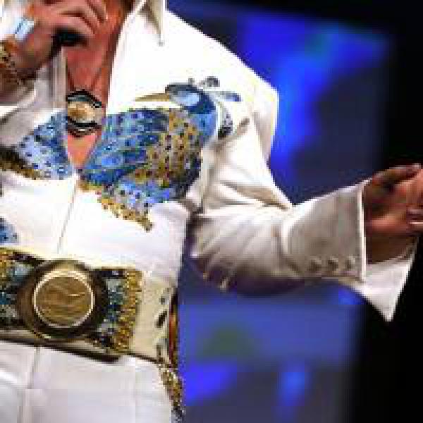 King of Rock Elvis Presleyâs things sold for $1.5 million in memorabilia auction