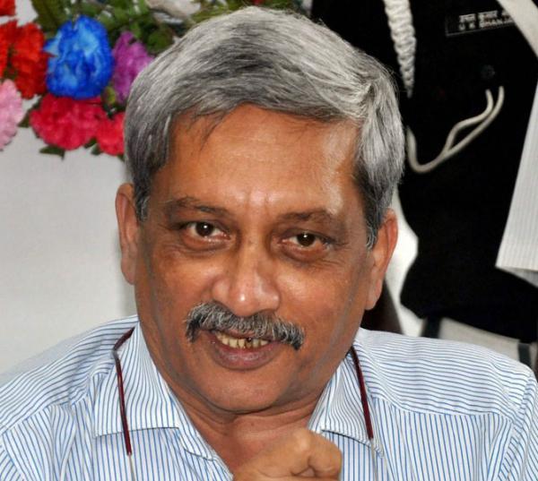 Facebook, WhatsApp will be misused ahead of by-poll, cautions Manohar Parrikar
