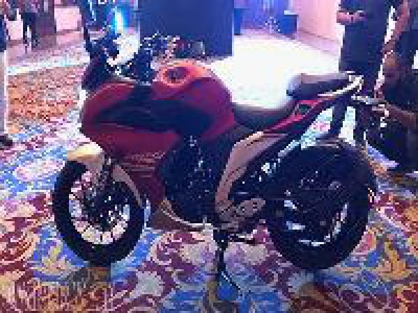 Image gallery: 2017 Yamaha Fazer 25 launched in India