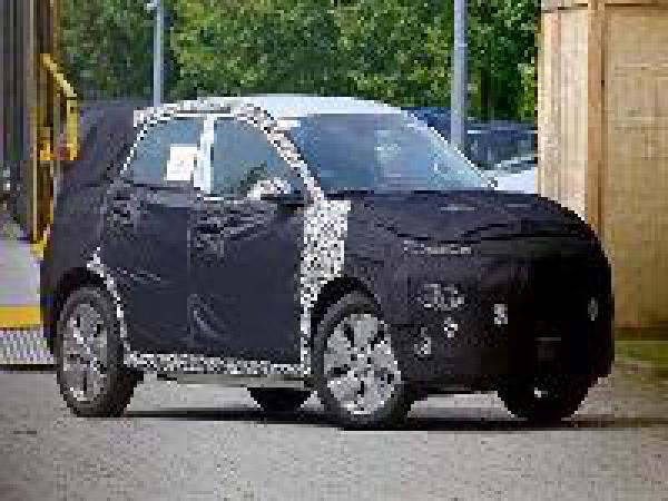 Electric Hyundai Kona crossover spied testing, claims a 390km range on single charge