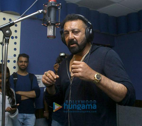 Sanjay Dutt records Ganesh Aarti for Bhoomi and here’s a sneak peek 