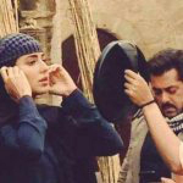 Photo: Salman Khan And Katrina Kaif Prepping For A Shot On The Sets Of Tiger Zinda Hai