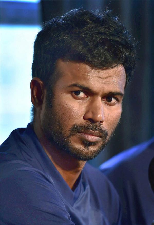Sri Lanka captain Upul Tharanga suspended for slow over-rate