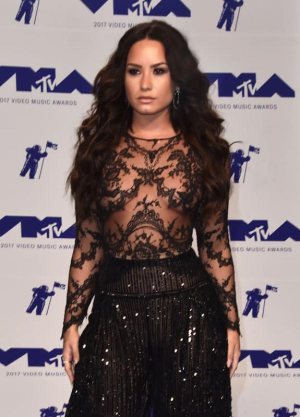 MTV Video Music Awards 2017 Fashion: Who Looked Best?