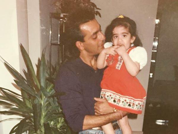 Aww Sanjay Duttâs daughter Trishala shares a throwback picture with him 