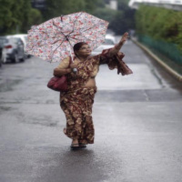 Respite for Mumbaikars: IMD predicts moderate rainfall today