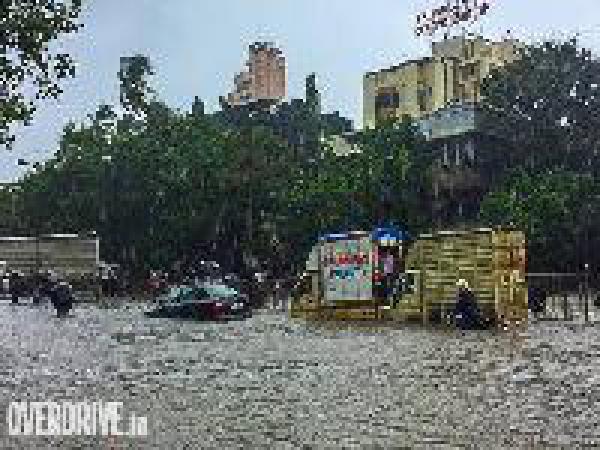 Mumbai Rains: Top 3 things to do to recover your car if it`s flooded