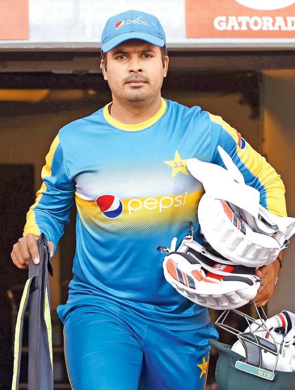 Pakistan cricketer Sharjeel Khan banned for 5 years over spot-fixing scandal
