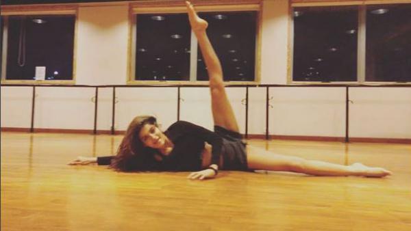  WOW! Nidhhi Agerwal flaunts her sexy moves in this video 