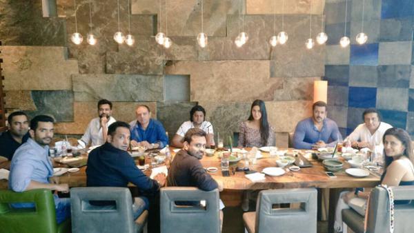  Check out: Salman Khan and Katrina Kaif enjoy a meal with the team of Tiger Zinda Hai 