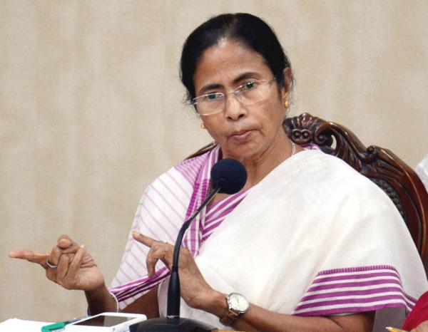 Mamata Banerjee bats for language education