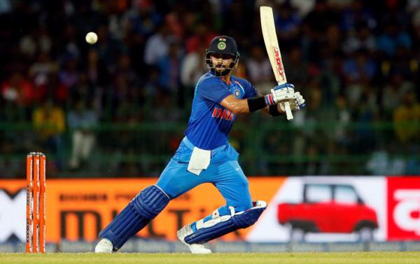 Watch-out Bowlers: This Virat Kohli Video Shows He&apos;s An Equally Prolific Left-Handed Batsman