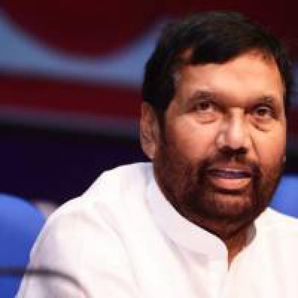 Govt making all-out efforts to boost farmers#39; income: Ram Vilas Paswan