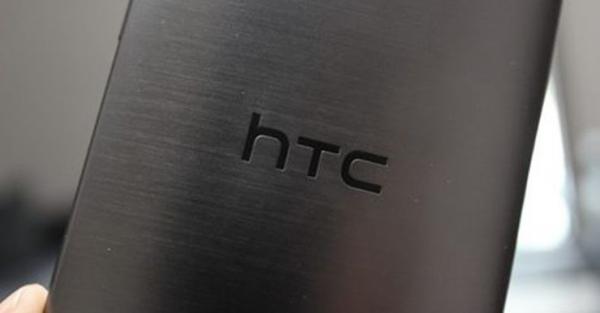 Google May Buy HTC&apos;s Smartphone Business