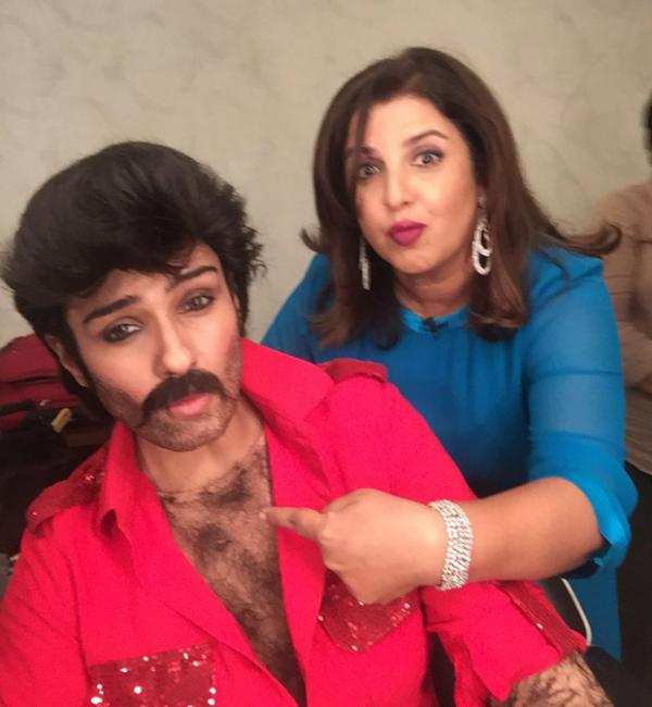  OMG! Raveena Tandon transforms into Anil Kapoor for Farah Khan's Lip Sing Battle and it's amazing! 