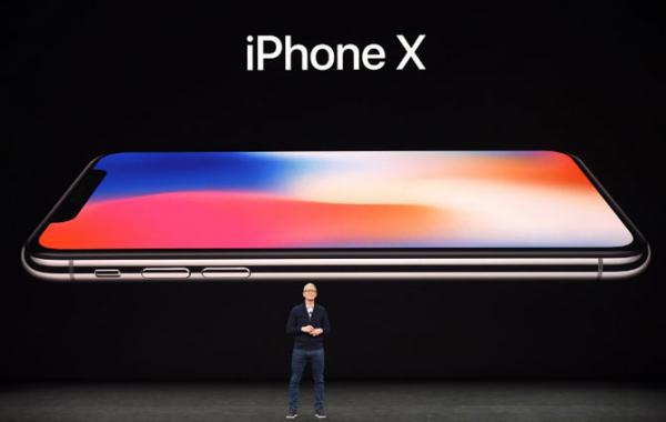 iPhone X vs Samsung Galaxy S8: Which smartphone will conquer the Indian market?