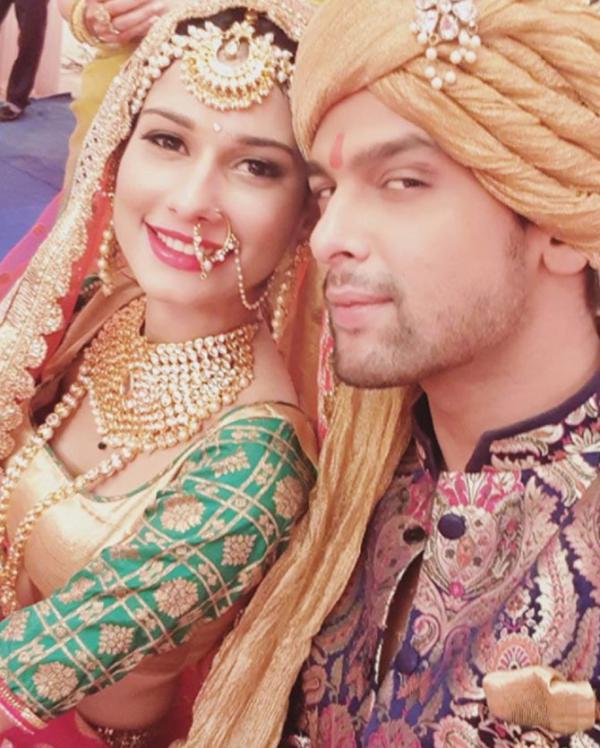 Kushal Tandon saves co-actor Aneri Vajani from tragic fire-break on sets of Beyh