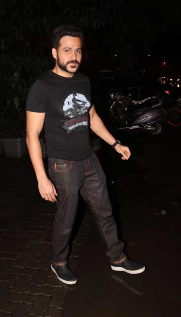 Emraan Hashmi&apos;s Outfit Is Kissing Sartorial Brilliance Right On The Lips