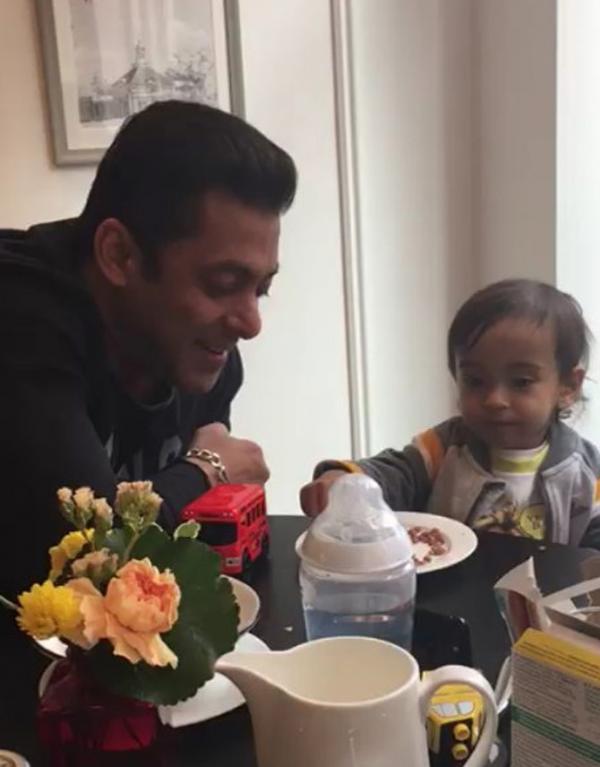 This photo of Salman Khan having breakfast with nephew Ahil will make your day!