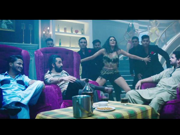 Piya Aa from Haseena Parker is a sizzling dance number 