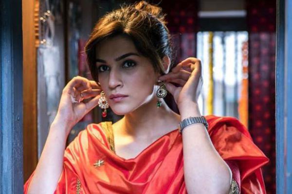 Kriti Sanon receives a special gift from Bareilly! See photo