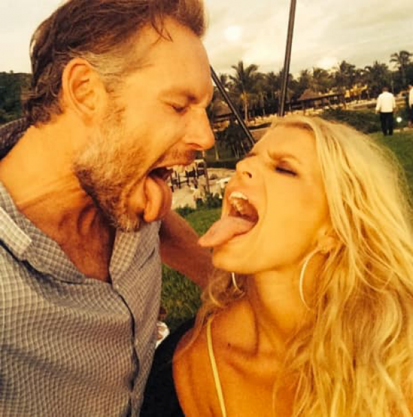 Jessica Simpson Celebrates Husband's Birthday with Butt Pic!