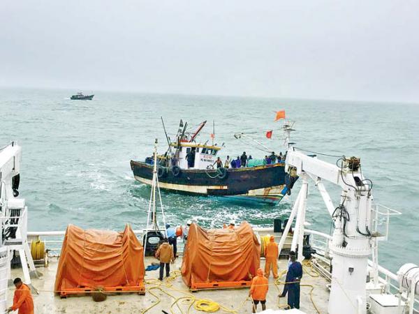14 fishermen stuck 200 km away from coast, rescued after days of being stranded