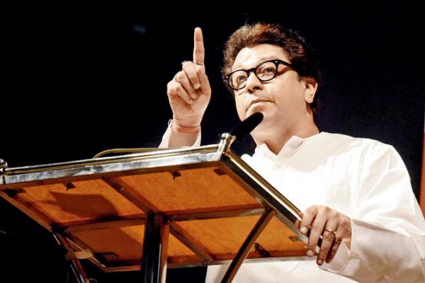 Raj Thackeray launches official FB page slams Narendra Modi, Fadnavis