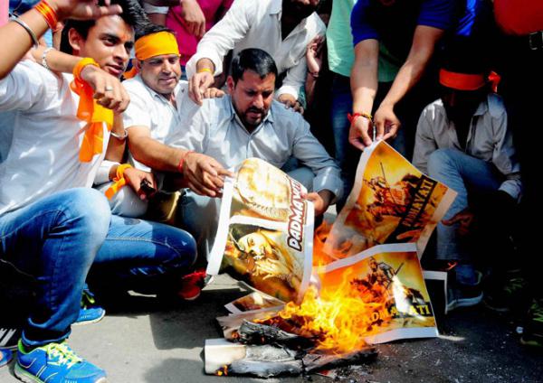 Karni Sena burn 'Padmavati' posters, threaten to stop film release