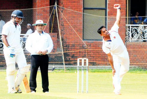 Kanga League: Spinner Rajesh Pawar takes 6 wickets for no run