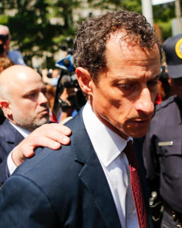Anthony Weiner to Serve Prison Time For Sexting Teen Girl