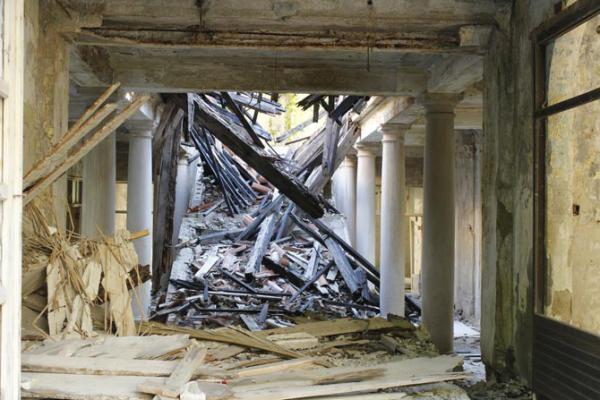 Part of MHADA-owned four-storey building collapses in South Mumbai