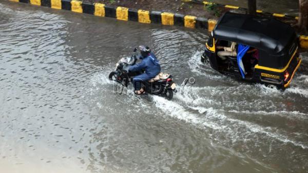 Once known as Venice here's why Veera Desai Road is perpetually waterlogged