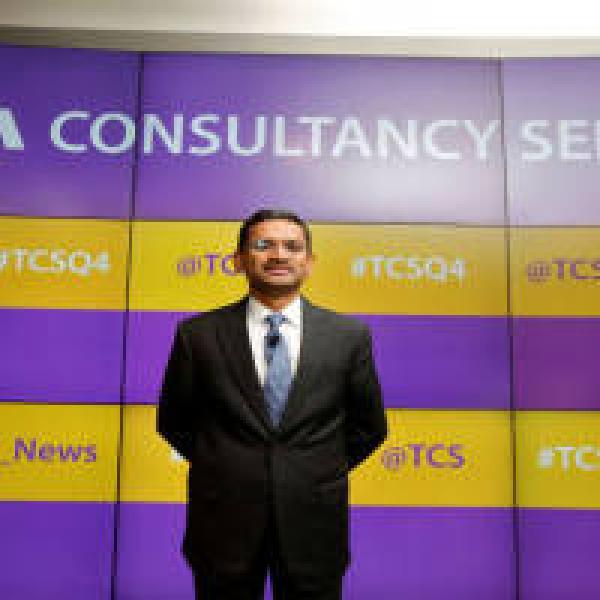 UK#39;s Lloyds Banking Group to move 1,000 jobs to TCS subsidiary