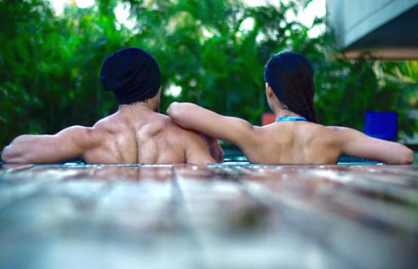 'Baaghi 2' co-stars Tiger Shroff and Disha Patani get cozy in the pool
