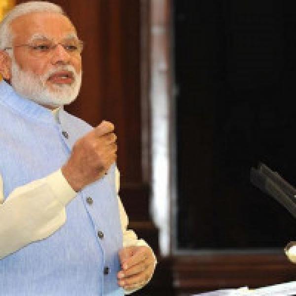 Traders are #39;positive#39; about GST, need handholding: PM