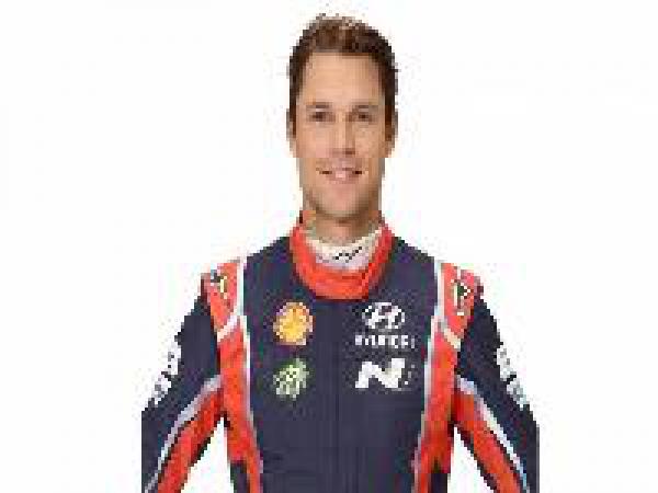 WRC: Hyundai recruits Andreas Mikkelsen for 2018 and 2019 seasons