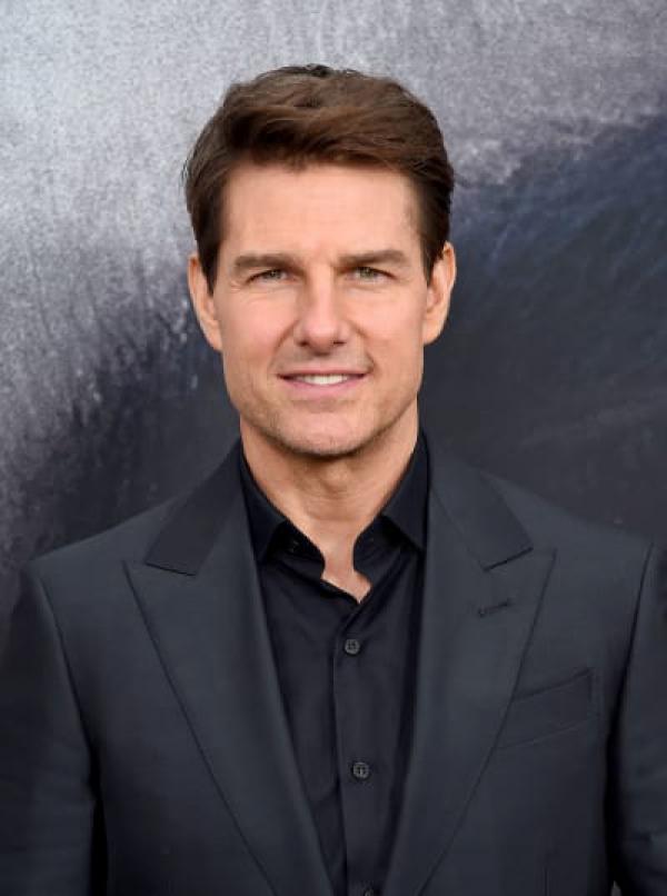 Tom Cruise FINALLY Responds to Those Butt Rumors!