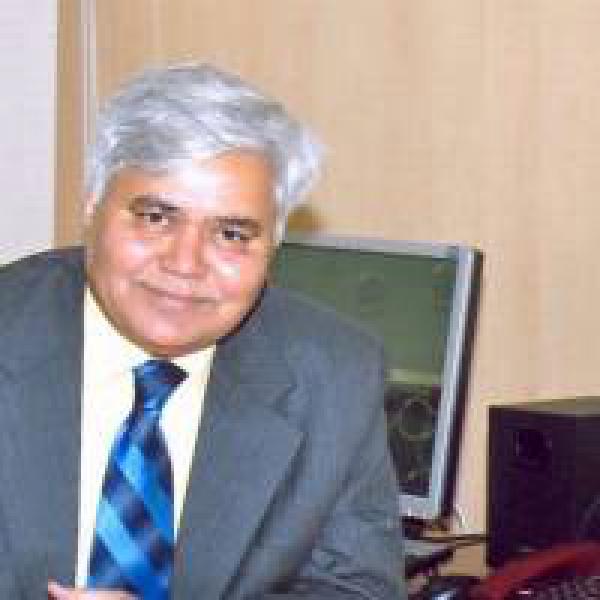Spectrum costs paid by telcos to satisfy own users, canât be part of IUC: TRAI Chief